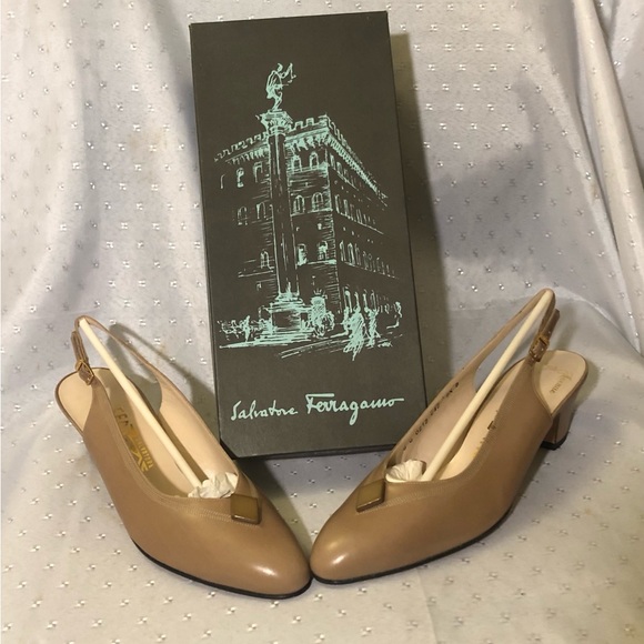 Slingbacks for Spring! Like new! - Picture 9 of 12